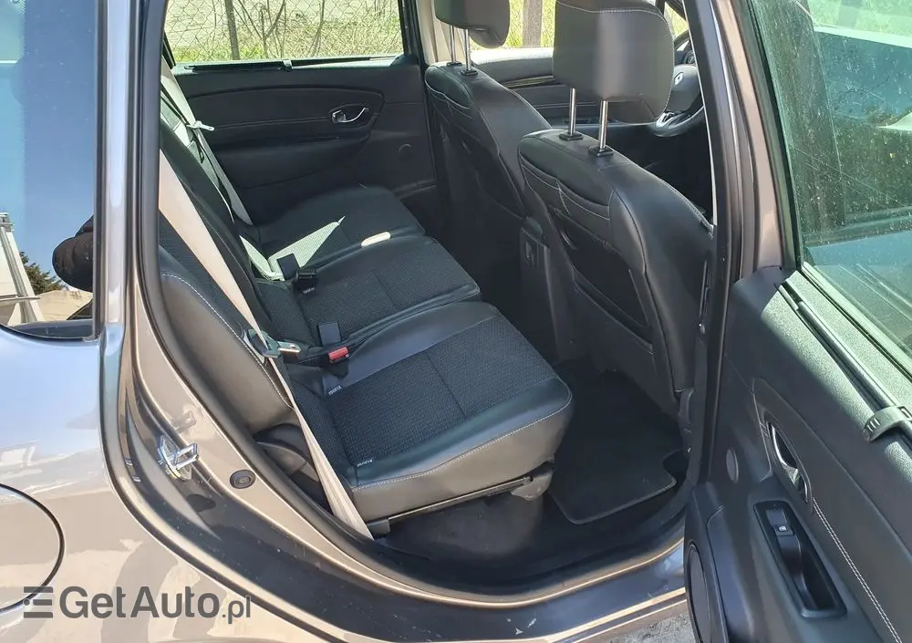 RENAULT Scenic Energy TCe 130 S&S Bose Edition