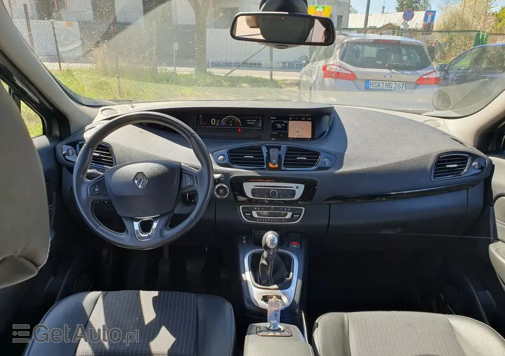 RENAULT Scenic Energy TCe 130 S&S Bose Edition