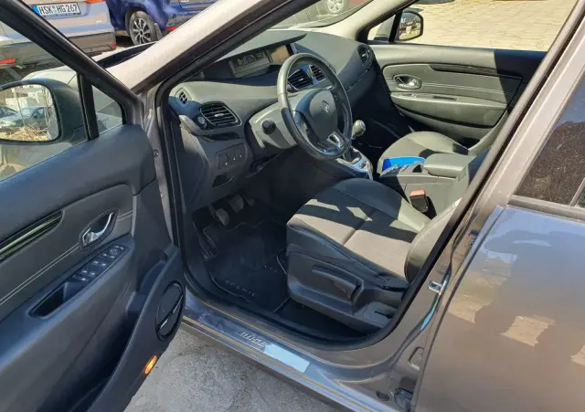 RENAULT Scenic Energy TCe 130 S&S Bose Edition