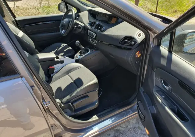 RENAULT Scenic Energy TCe 130 S&S Bose Edition