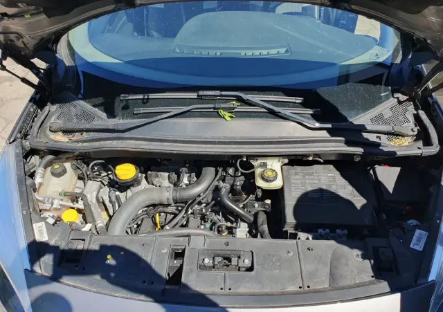 RENAULT Scenic Energy TCe 130 S&S Bose Edition