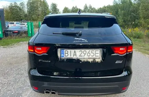 JAGUAR F-Pace 