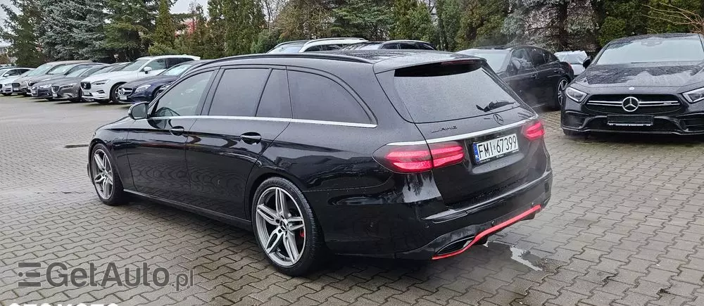 MERCEDES-BENZ Klasa E 200 d T 9G-TRONIC