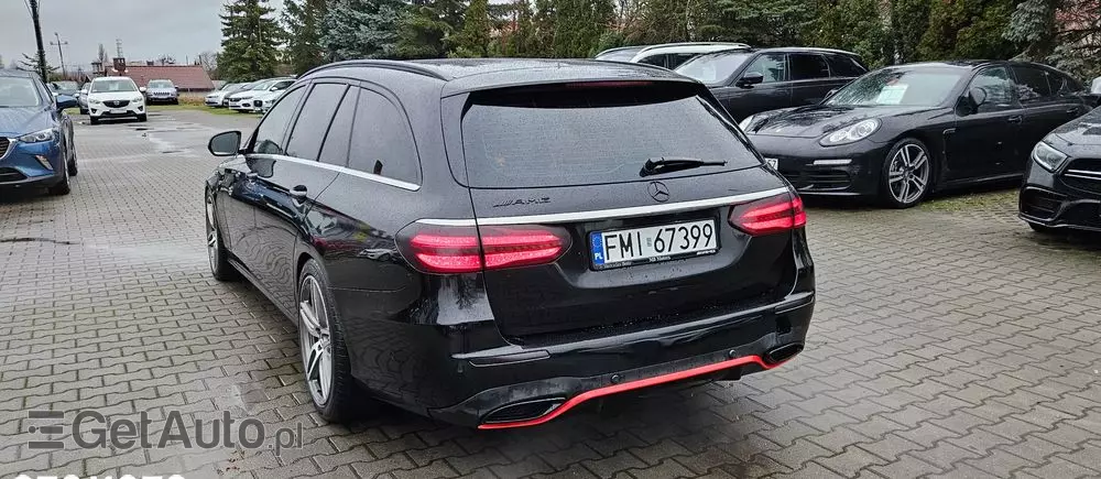 MERCEDES-BENZ Klasa E 200 d T 9G-TRONIC