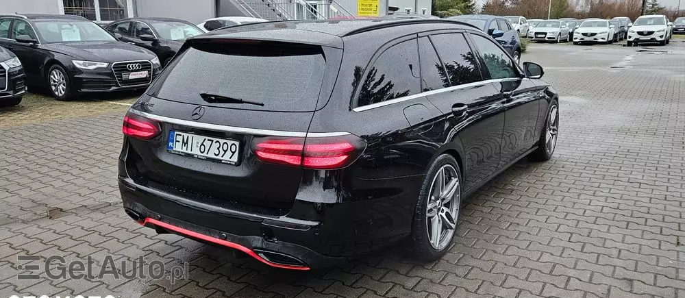 MERCEDES-BENZ Klasa E 200 d T 9G-TRONIC