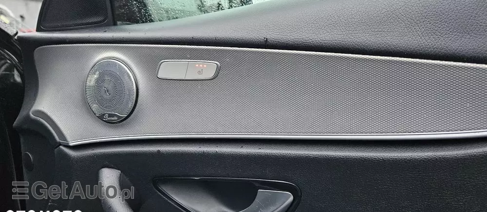 MERCEDES-BENZ Klasa E 200 d T 9G-TRONIC