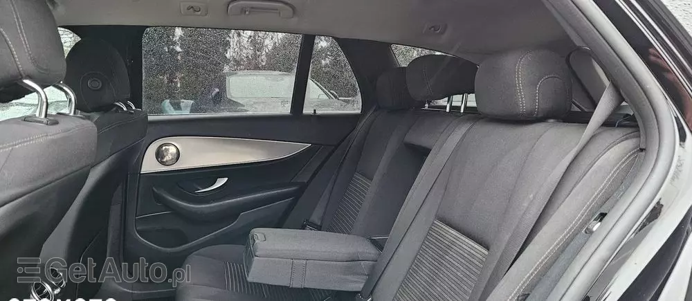 MERCEDES-BENZ Klasa E 200 d T 9G-TRONIC