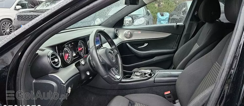 MERCEDES-BENZ Klasa E 200 d T 9G-TRONIC