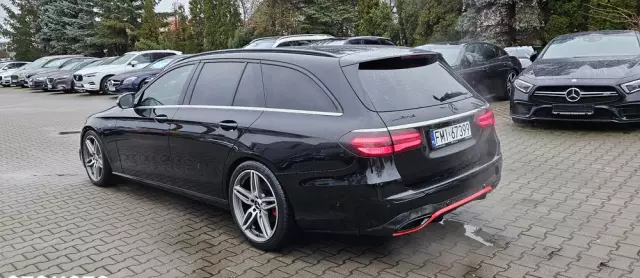 MERCEDES-BENZ Klasa E 200 d T 9G-TRONIC