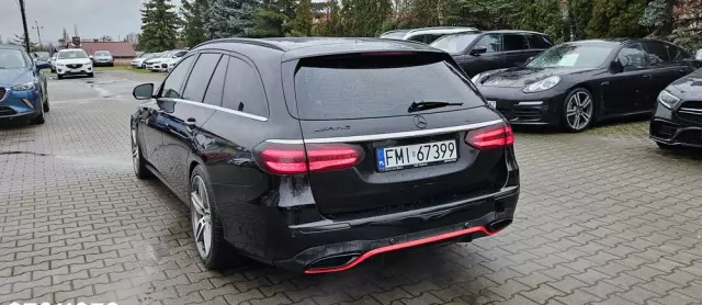 MERCEDES-BENZ Klasa E 200 d T 9G-TRONIC