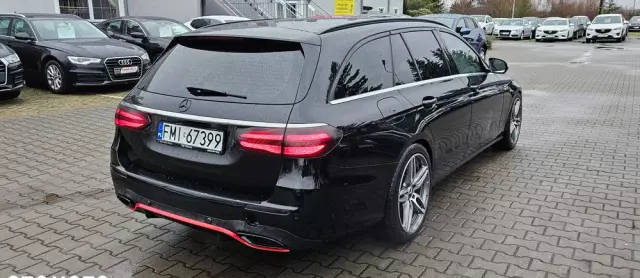 MERCEDES-BENZ Klasa E 200 d T 9G-TRONIC