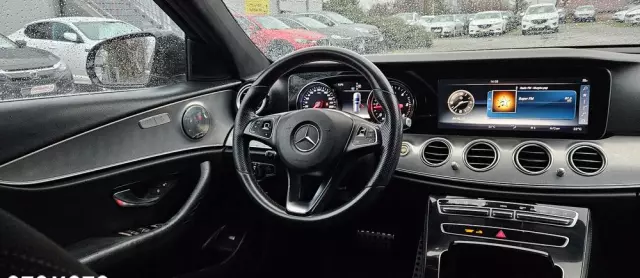 MERCEDES-BENZ Klasa E 200 d T 9G-TRONIC