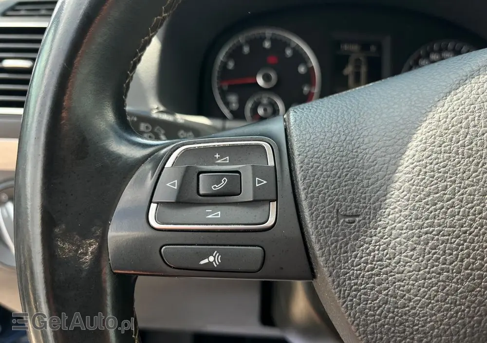 VOLKSWAGEN Touran 1.4 TSI DSG MATCH