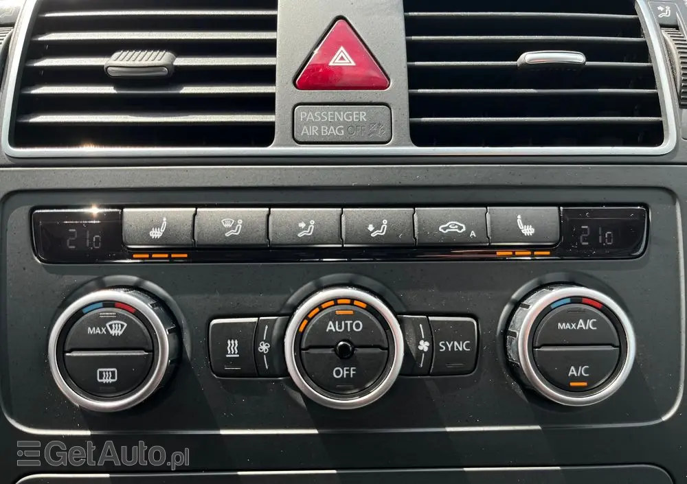 VOLKSWAGEN Touran 1.4 TSI DSG MATCH