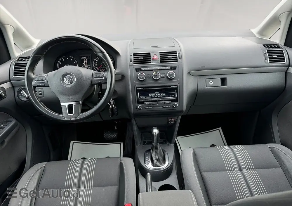 VOLKSWAGEN Touran 1.4 TSI DSG MATCH
