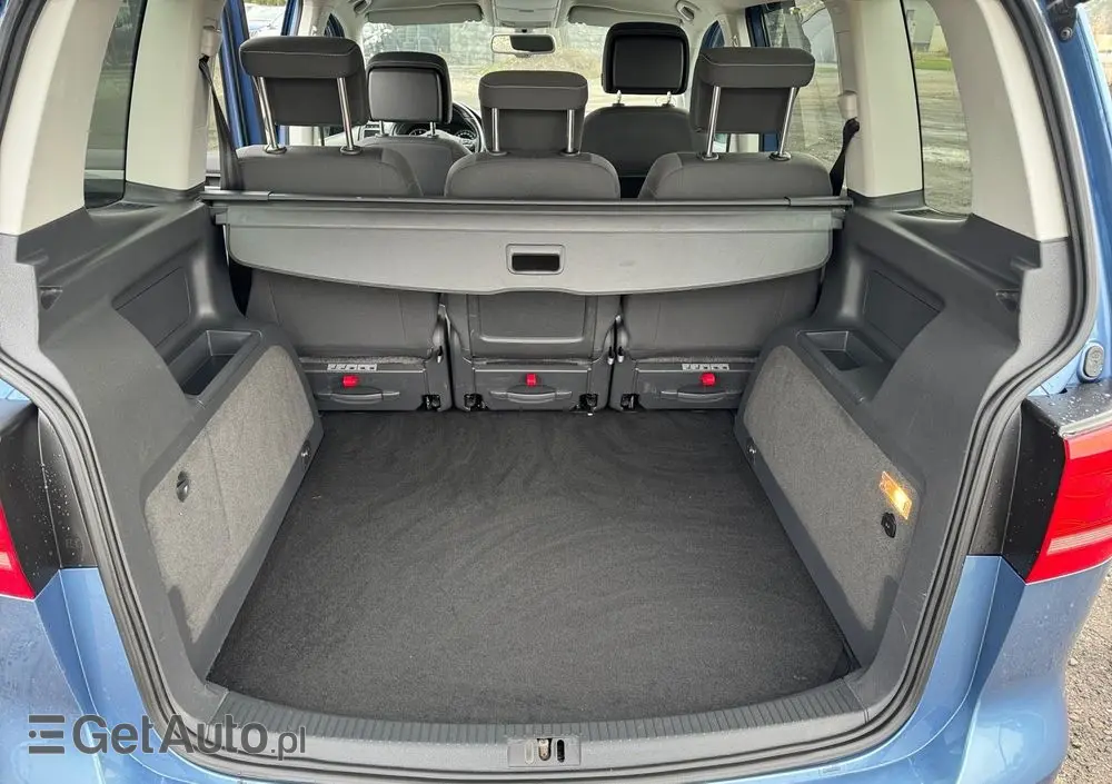 VOLKSWAGEN Touran 1.4 TSI DSG MATCH