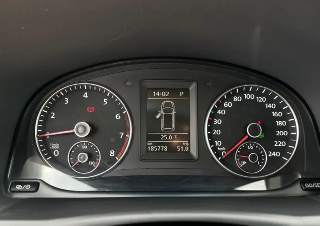 VOLKSWAGEN Touran 1.4 TSI DSG MATCH