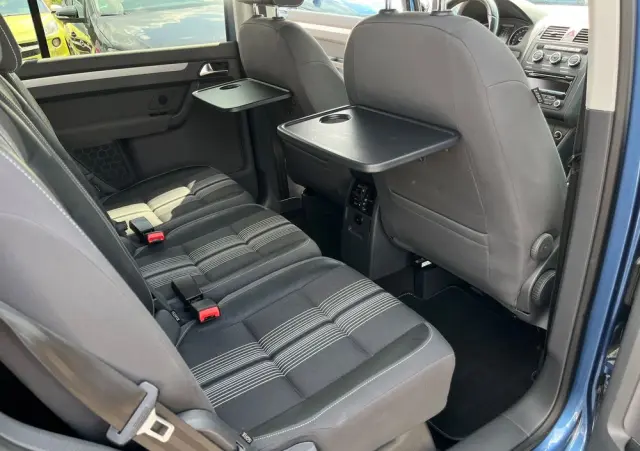 VOLKSWAGEN Touran 1.4 TSI DSG MATCH