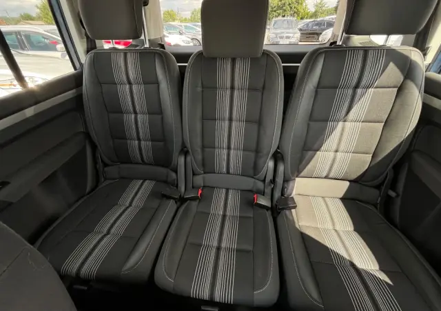 VOLKSWAGEN Touran 1.4 TSI DSG MATCH