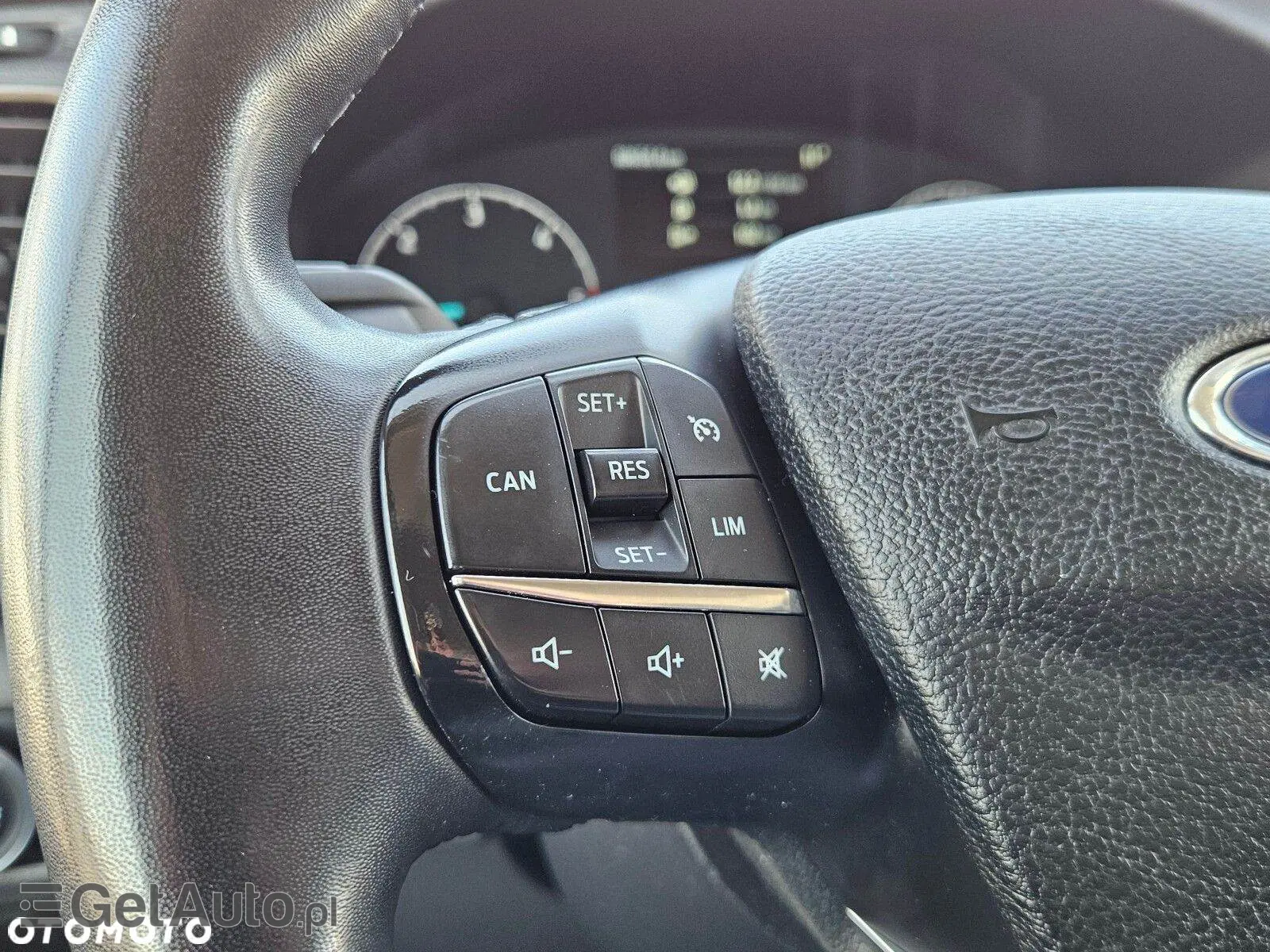 FORD Transit L4H3 Trend