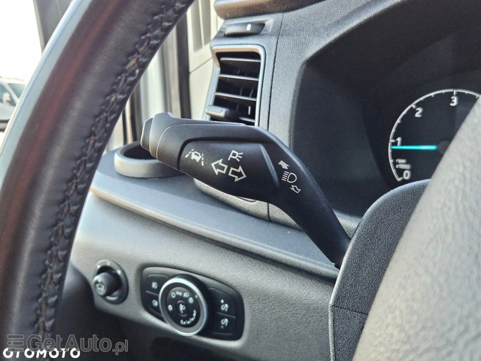 FORD Transit L4H3 Trend