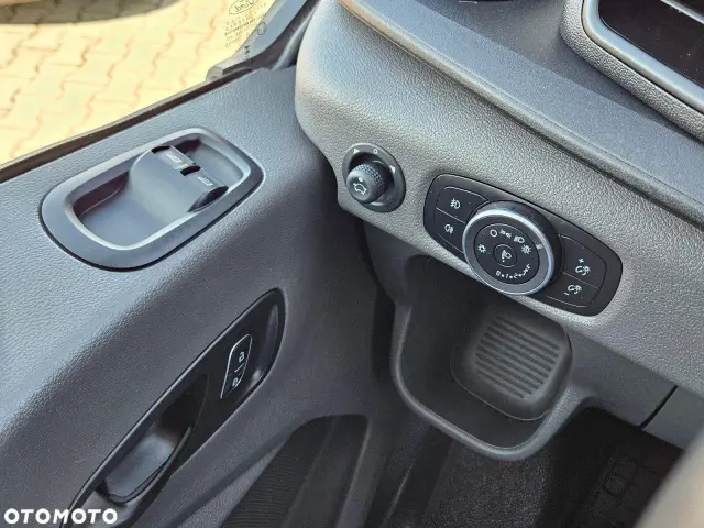 FORD Transit L4H3 Trend
