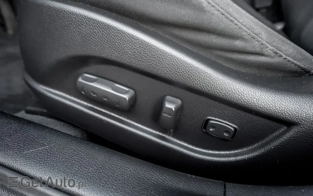 HYUNDAI I40 1.7 CRDi Premium DCT