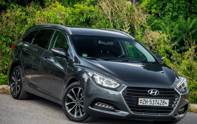 HYUNDAI I40 1.7 CRDi Premium DCT