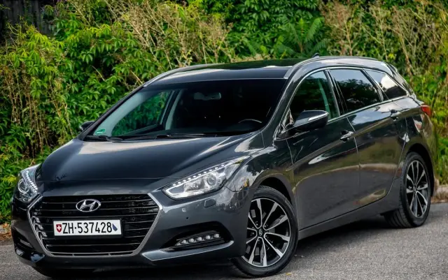 HYUNDAI I40 1.7 CRDi Premium DCT