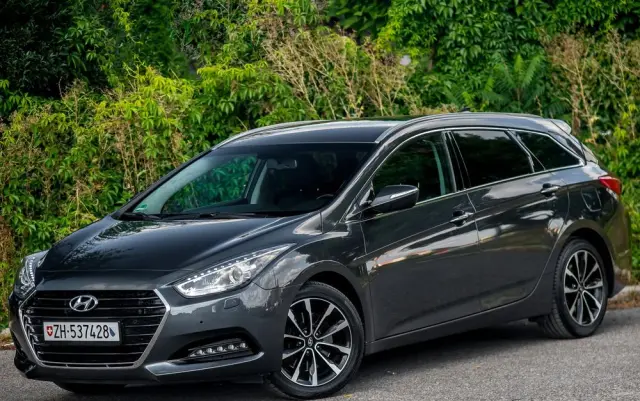 HYUNDAI I40 1.7 CRDi Premium DCT