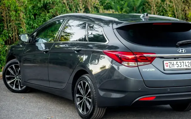 HYUNDAI I40 1.7 CRDi Premium DCT