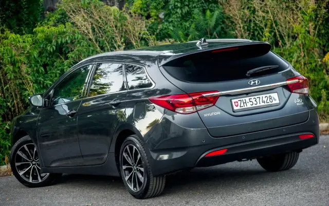 HYUNDAI I40 1.7 CRDi Premium DCT