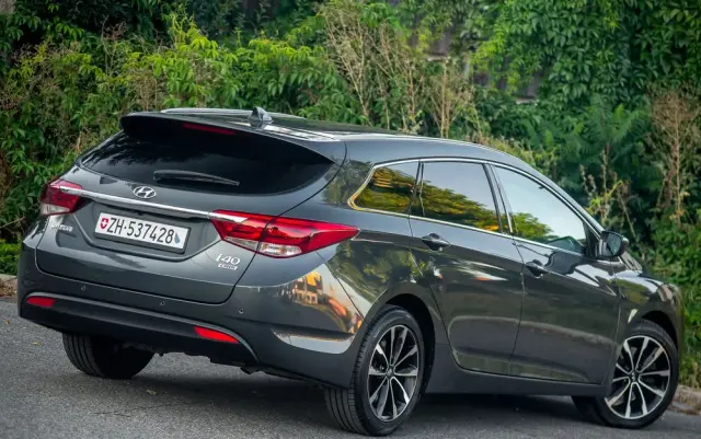 HYUNDAI I40 1.7 CRDi Premium DCT