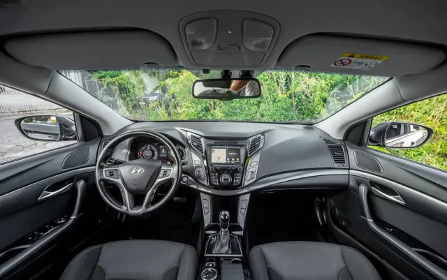 HYUNDAI I40 1.7 CRDi Premium DCT