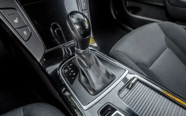 HYUNDAI I40 1.7 CRDi Premium DCT