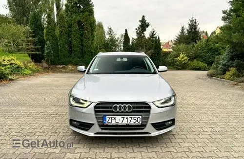 AUDI A4 