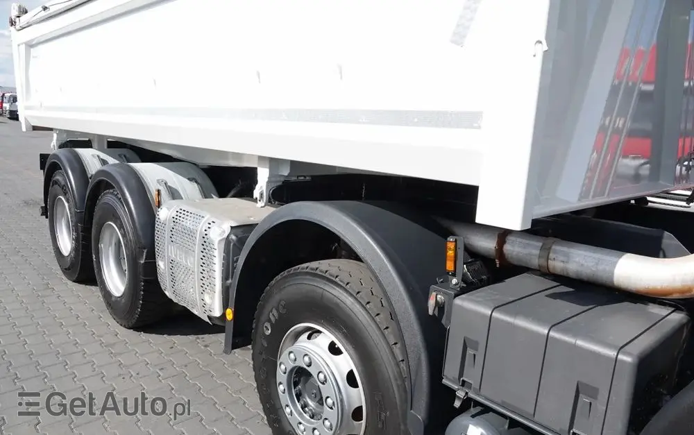 IVECO TRAKKER / 8x4 / WYWROTKA / HYDROBURTA / BORDMATIC / EURO 6 / MEILLER KIPPER 