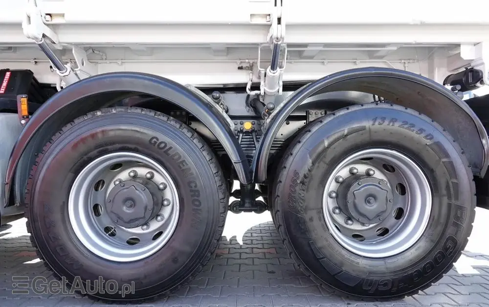 IVECO TRAKKER / 8x4 / WYWROTKA / HYDROBURTA / BORDMATIC / EURO 6 / MEILLER KIPPER 