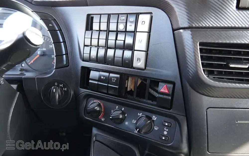 IVECO TRAKKER / 8x4 / WYWROTKA / HYDROBURTA / BORDMATIC / EURO 6 / MEILLER KIPPER 