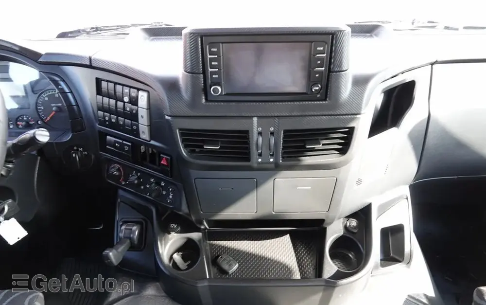 IVECO TRAKKER / 8x4 / WYWROTKA / HYDROBURTA / BORDMATIC / EURO 6 / MEILLER KIPPER 