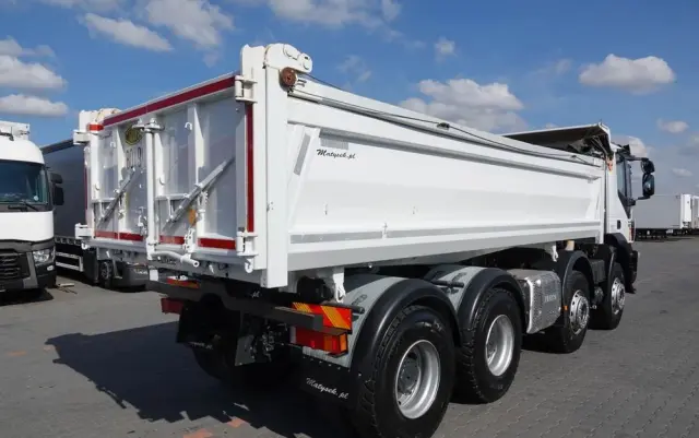 IVECO TRAKKER / 8x4 / WYWROTKA / HYDROBURTA / BORDMATIC / EURO 6 / MEILLER KIPPER 