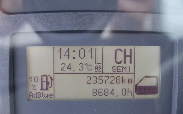 IVECO TRAKKER / 8x4 / WYWROTKA / HYDROBURTA / BORDMATIC / EURO 6 / MEILLER KIPPER 