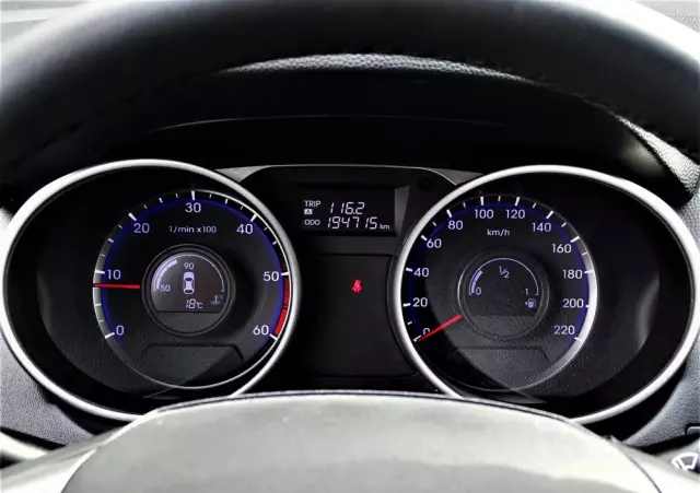 HYUNDAI Ix35 1.7 CRDi Premium 2WD