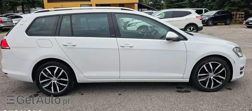 VOLKSWAGEN Golf 1.6 TDI BlueMotion Technology DSG Allstar