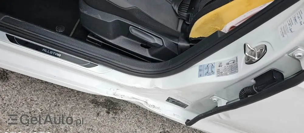 VOLKSWAGEN Golf 1.6 TDI BlueMotion Technology DSG Allstar