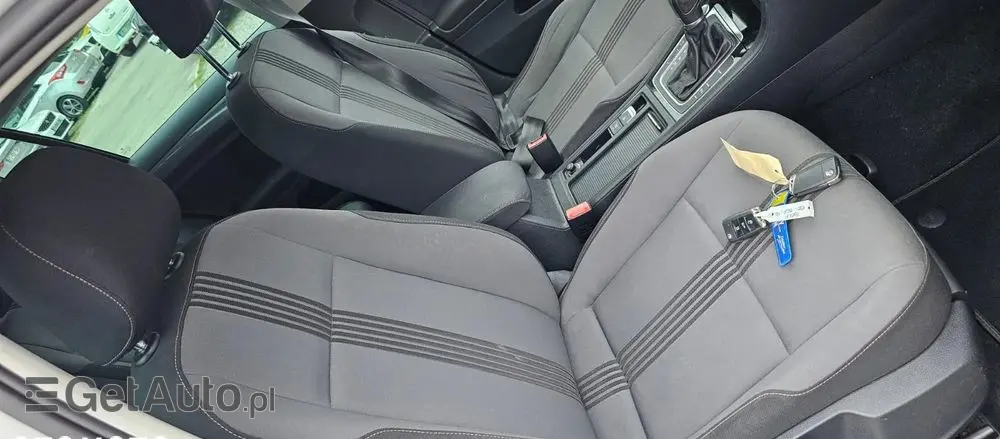 VOLKSWAGEN Golf 1.6 TDI BlueMotion Technology DSG Allstar