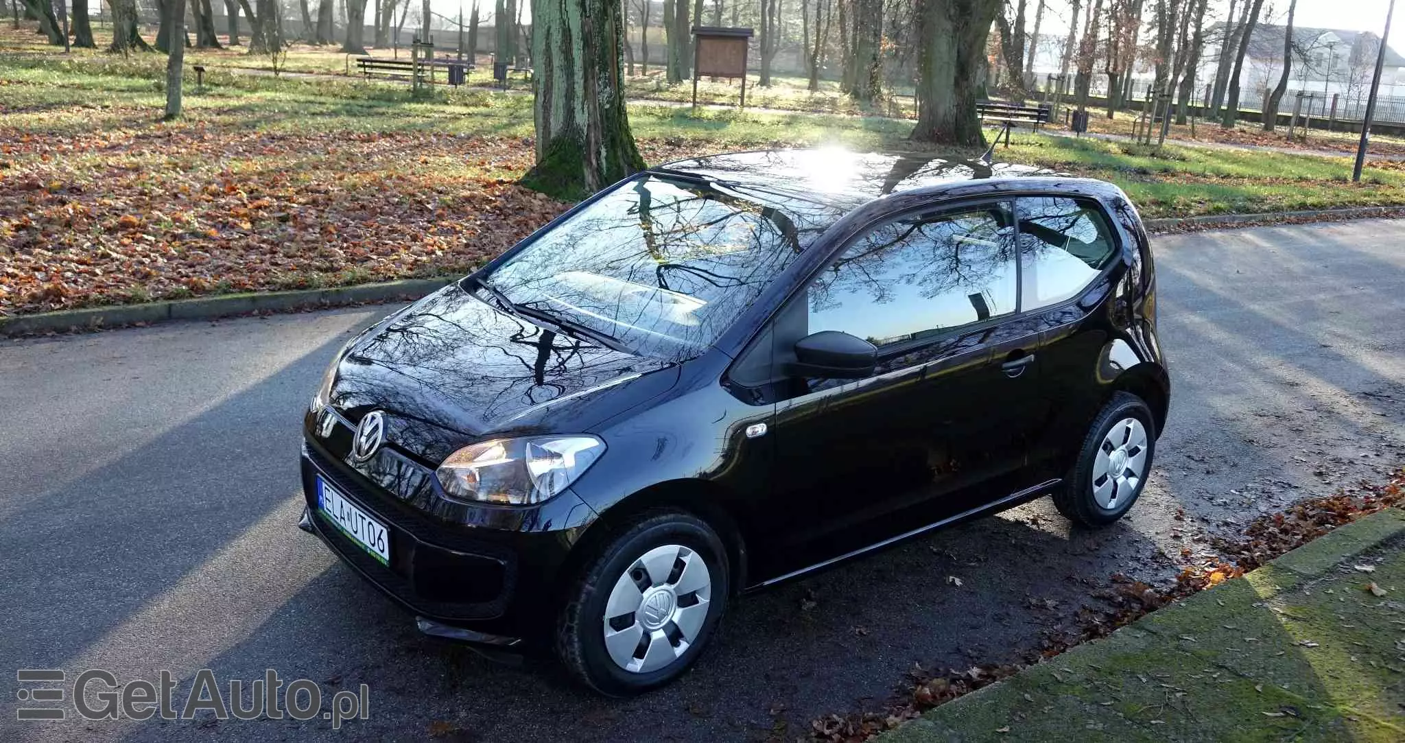VOLKSWAGEN Up! 