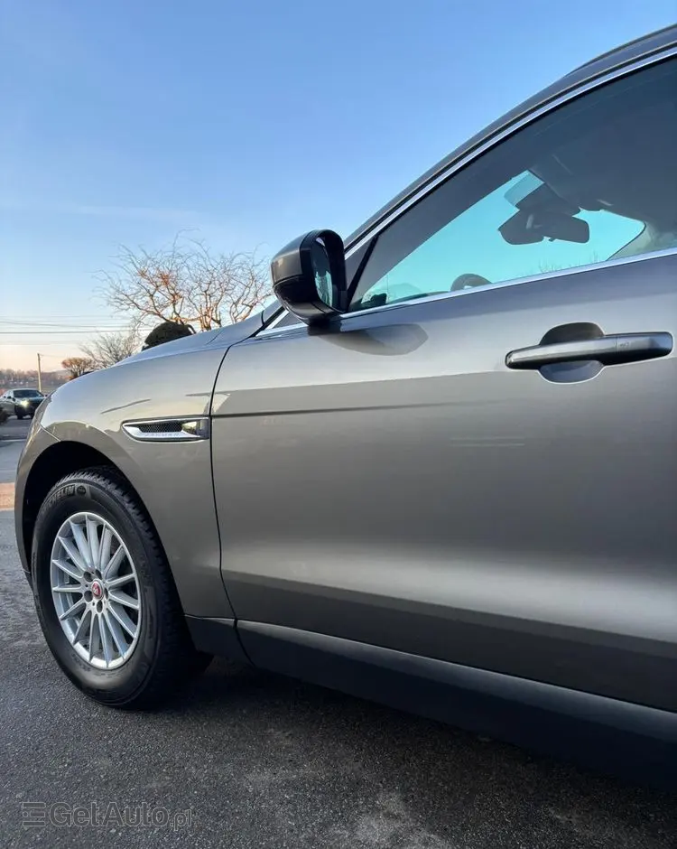 JAGUAR F-Pace 2.0 i4D AWD Prestige