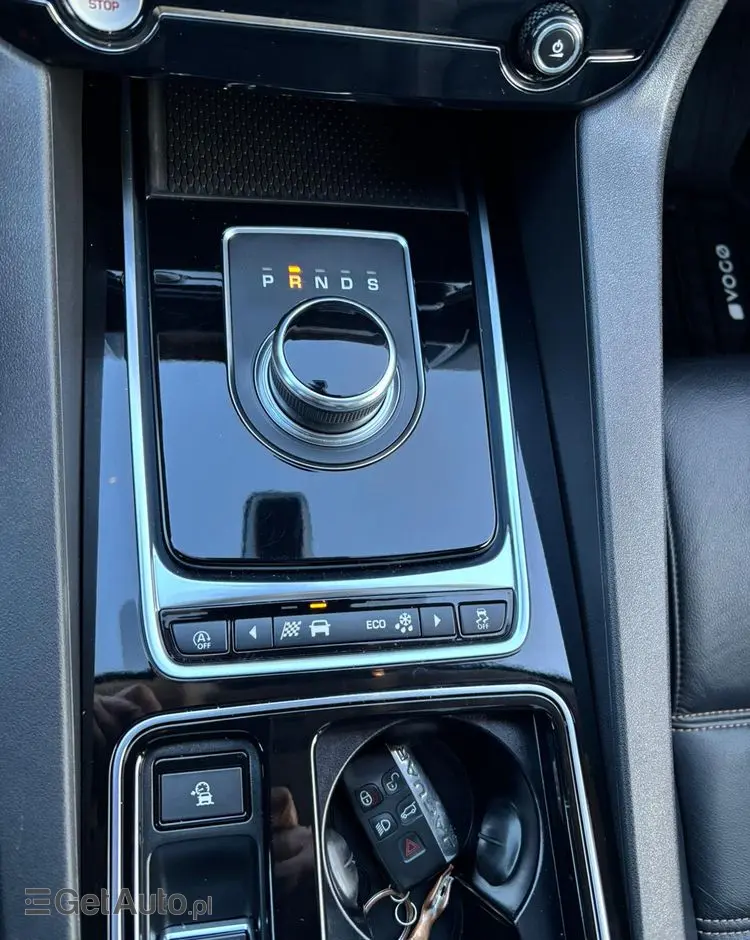 JAGUAR F-Pace 2.0 i4D AWD Prestige