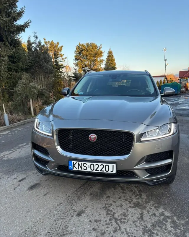 JAGUAR F-Pace 2.0 i4D AWD Prestige